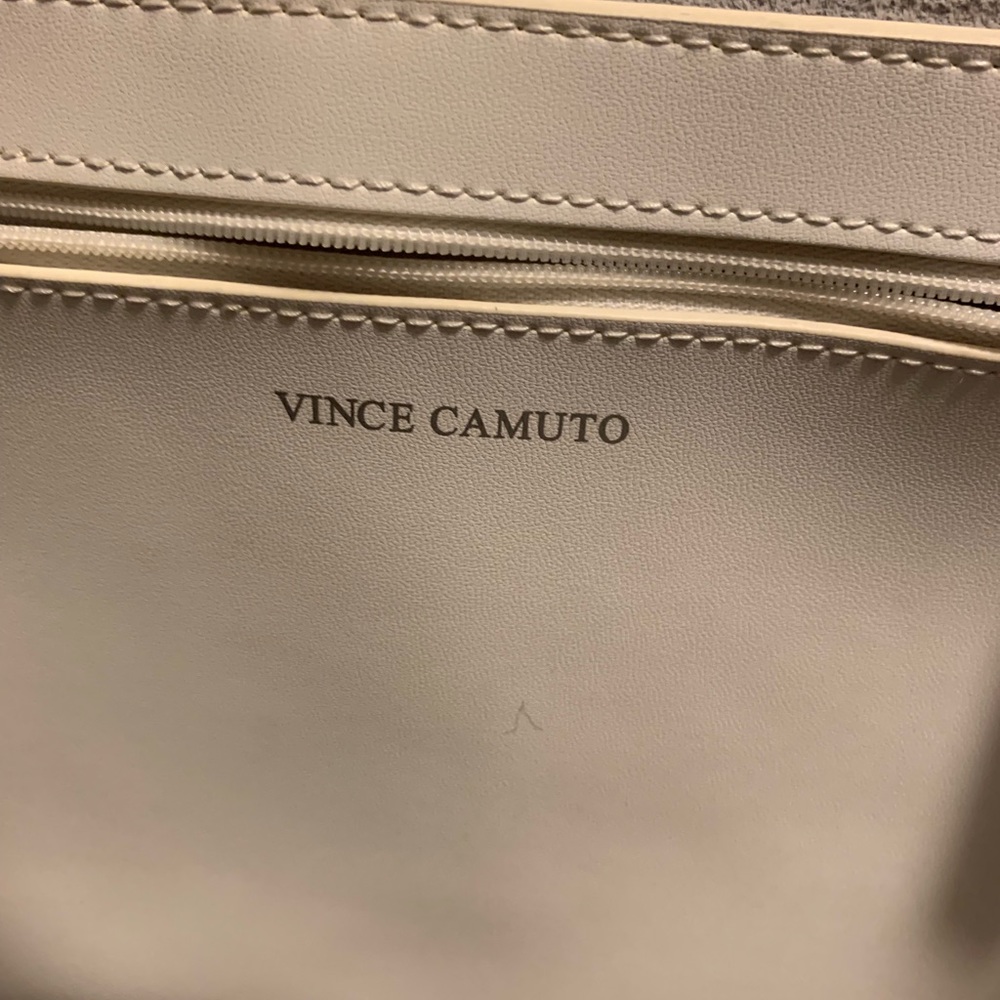 White And Python Print Vince Camuto Tote. - image 4